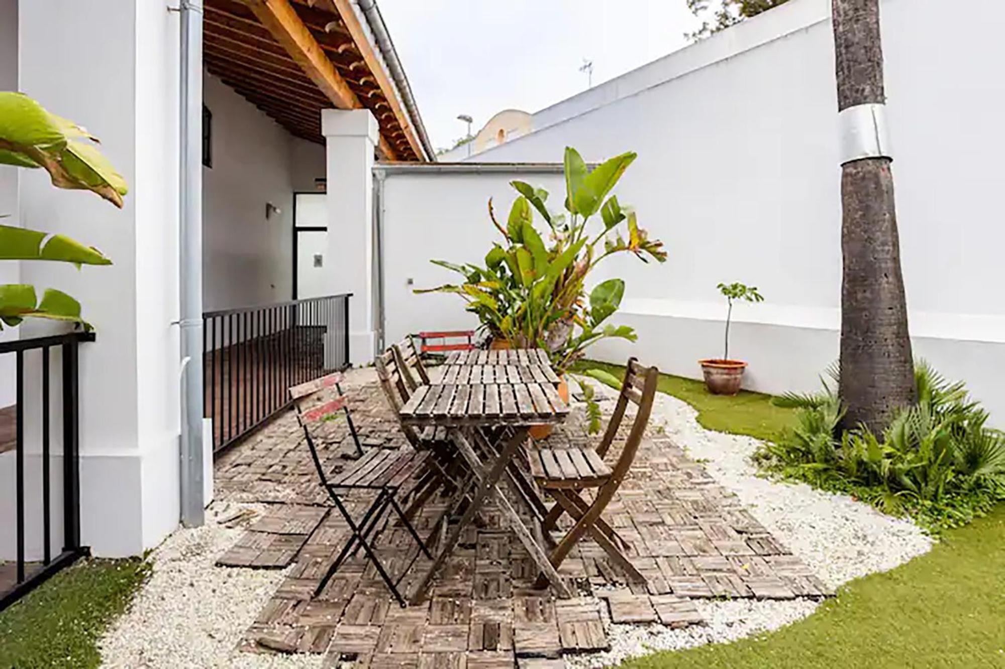 Artqhost Jerez Huge Loft & Free Parking Apartment Jerez de la Frontera Exterior photo
